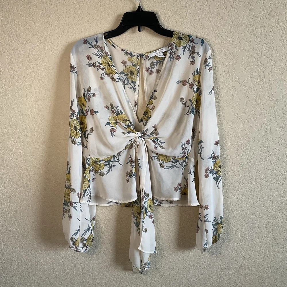 Forever 21 Womens Beige Floral Chiffon Open Back Tie Front Longsleeve Top